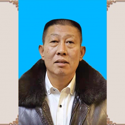 李明